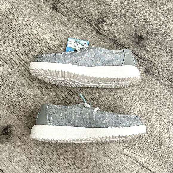 Hey Dude Shoes-Wendy Youth-Cat Eye Grey-size K11 Girls-NEW! - Picture 10 of 11